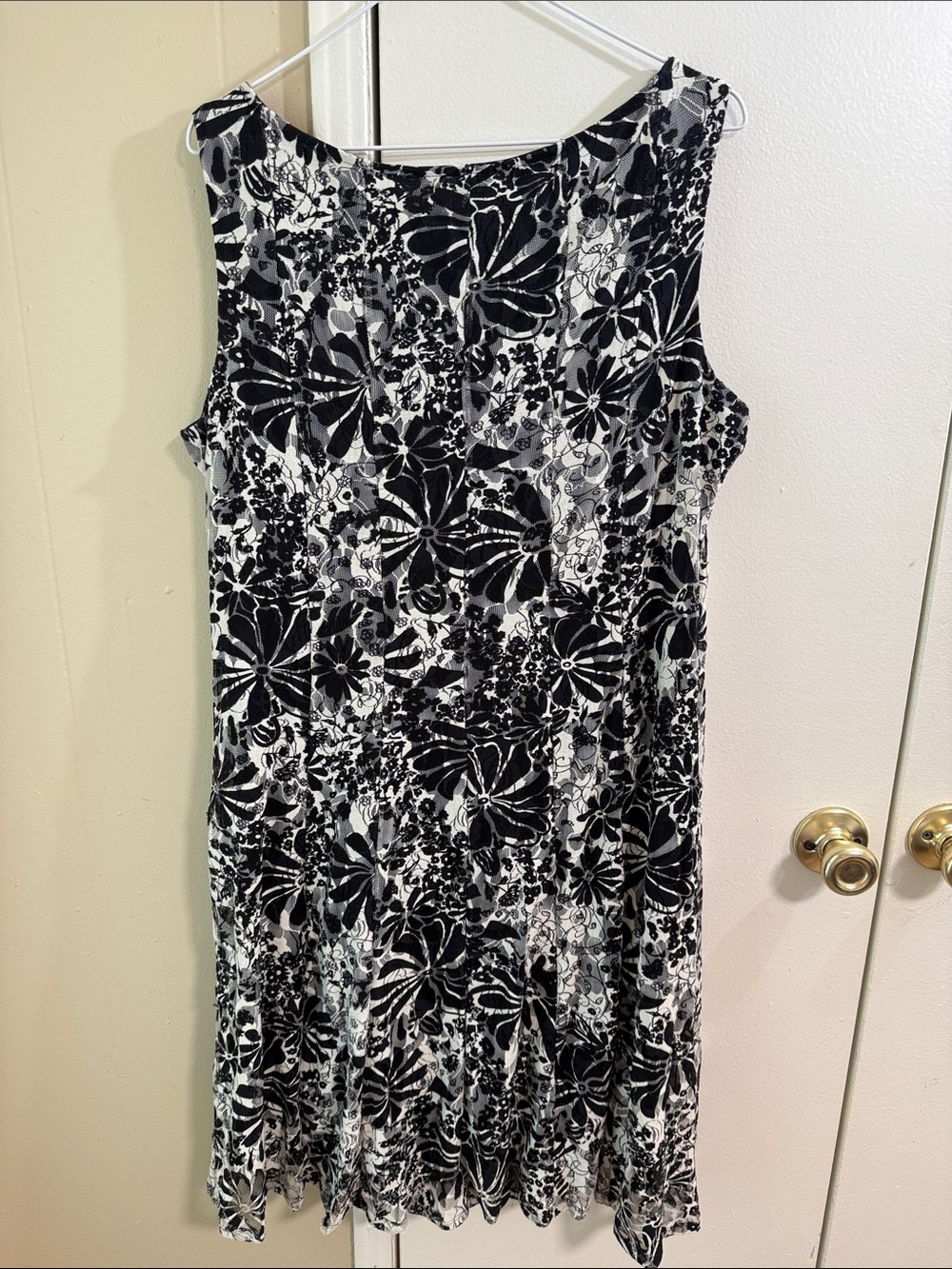 Floral Mesh Overlay A-Line Sleeveless Dress Black White XL Stretch Timeless - Picture 5 of 13
